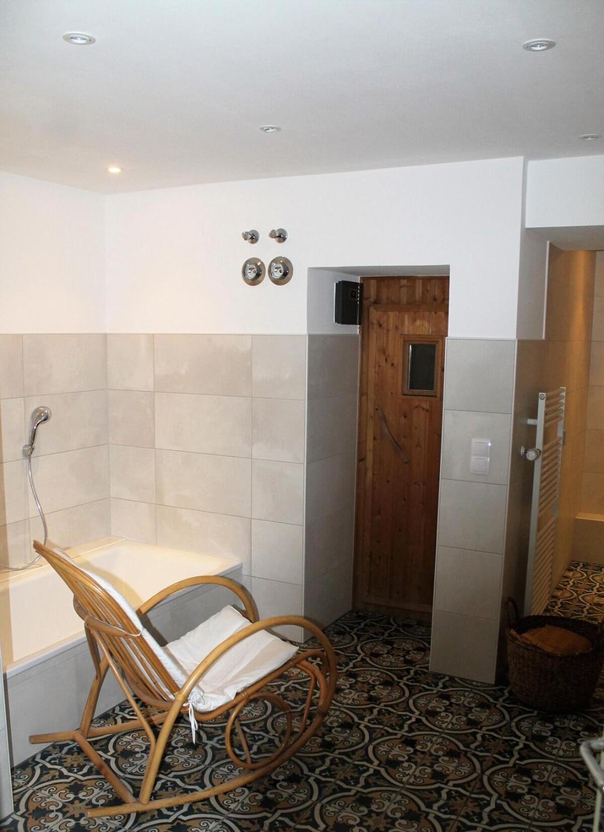 Appartement Gensungen Felsberg Rum bild
